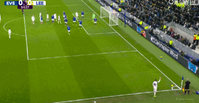 乐鱼电脑版官网-埃弗顿1-1利兹联，巴里破门，贾斯廷建功