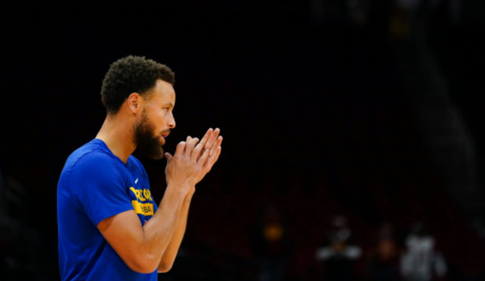 乐鱼官网-突发！库里仍受伤病困扰，或赛季报销！