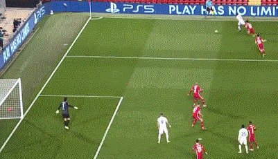 乐鱼电脑版官网-【欧冠】本泽马中柱库尔图瓦力扑 皇马平利物浦晋级